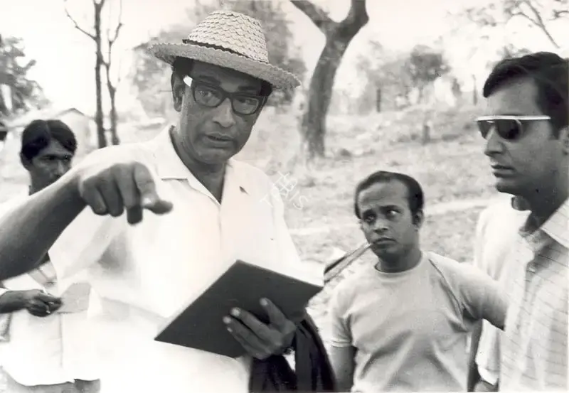 Ghosh, Nemai (Still Photographer), Aranyer Din Ratri, 1970 | Working Still | CinemaEducation | 00891541