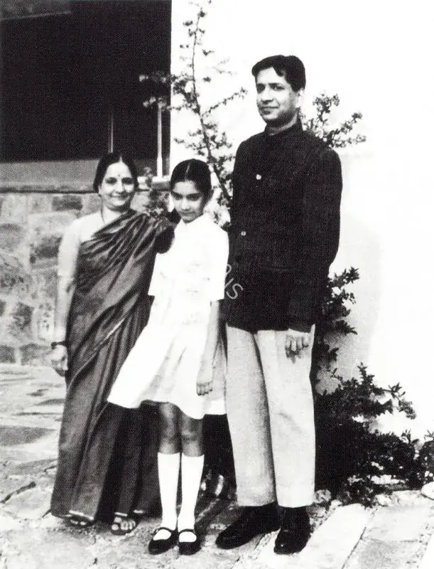 Unknown (Photographer). Subramanyan with his wife Susheela and daughter Uma, n.d | Contemporary Photograph
