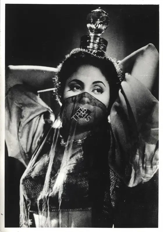 Ratra, V. (Cinematographer), Baazi, 1951 | Photographic Still | CinemaEducation | 00889144