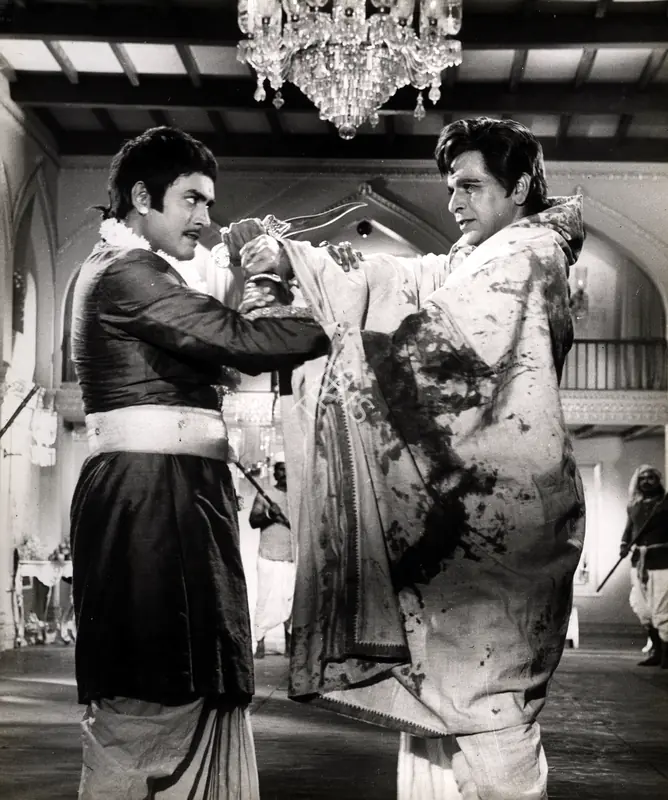 Mathur, R.D. (Cinematographer), Sunghursh, 1968 | Photographic Still | CinemaEducation | 00887653
