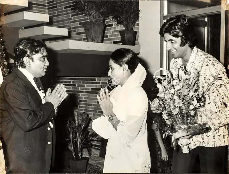 Mehra, Prakash (Producer), Zanjeer, 1973 | Film Related Bound Album | CinemaEducation | 00647624