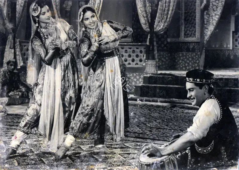 Puttu, C.S. (Cinematographer), Parvarish, 1958 | Photographic Still | CinemaEducation | 00886887