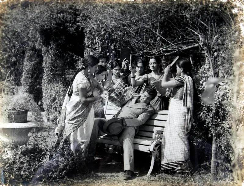 Jagirdar, Gajanan (Director), Charno Ki Dasi, 1941 | Photographic Still | CinemaEducation | 00884724