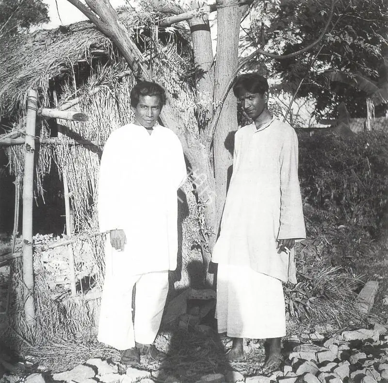 Unknown (Photographer). K. G. Subramanyan with Ramkinkar Baij in Shantiniketan. Photographic Still, 1947 | Contemporary Photograph, K.G. Subramanyan | FineArts | 00182471