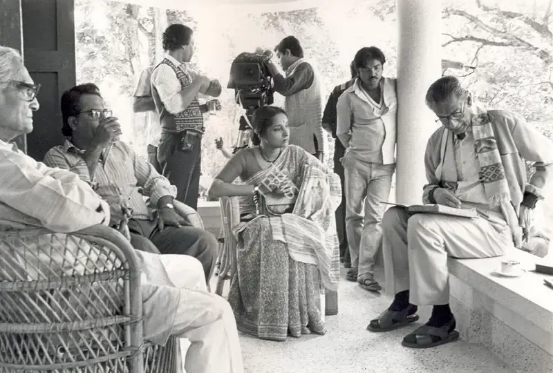 Ghosh, Nemai (Still Photographer), Agantuk, 1991 | Working Still | CinemaEducation | 00891528