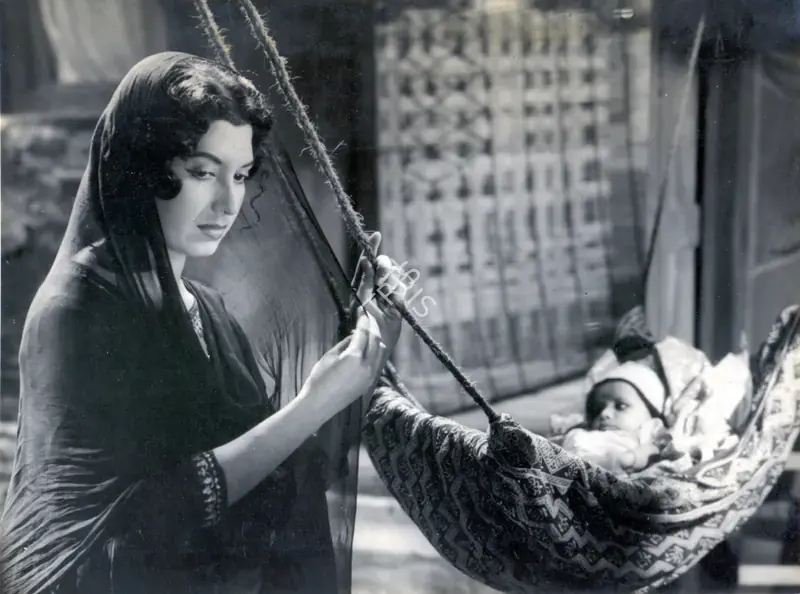 Wadia, J. B. H. (Producer), Pak Daman, 1957 | Photographic Still | CinemaEducation | 00886832