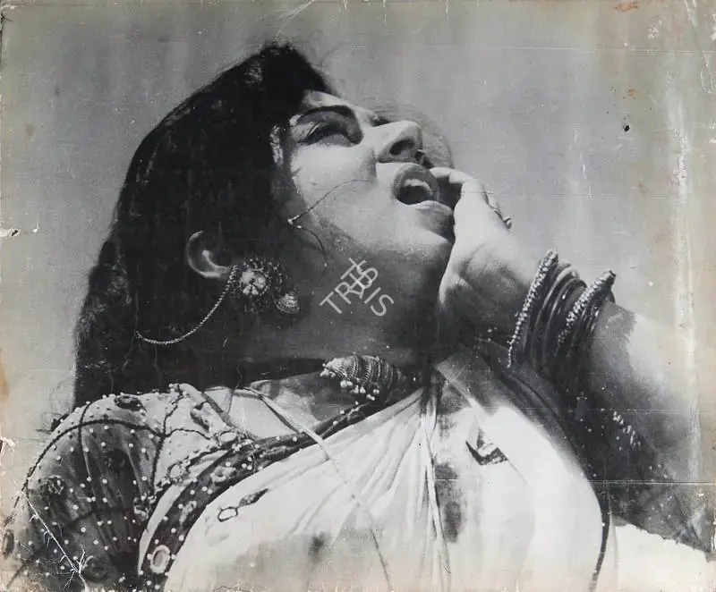 Divecha, Dwarka (Cinematographer), Sholay, 1975 | Photographic Still | CinemaEducation | 00798580