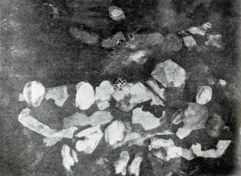 Bhusan, S.R. (Artist). Receding . 1976 | Artrends, July 1977 - July 1978 | Painting | FineArts | 00551591