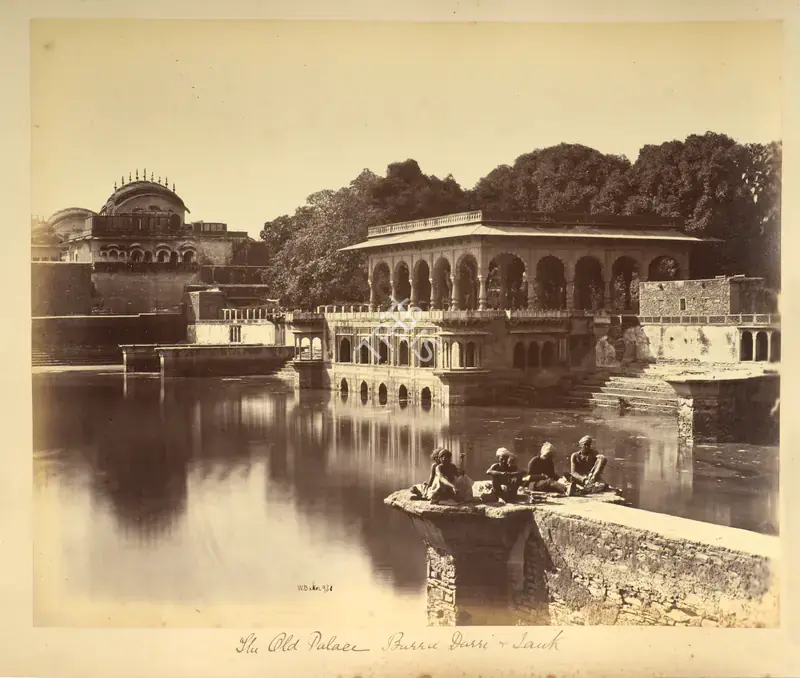 Baker, William (Photographer). The Old Palace Barra Darri & Tank. Albumen print, 1866-1868 | Antiquarian Photograph | Photography | 00115566