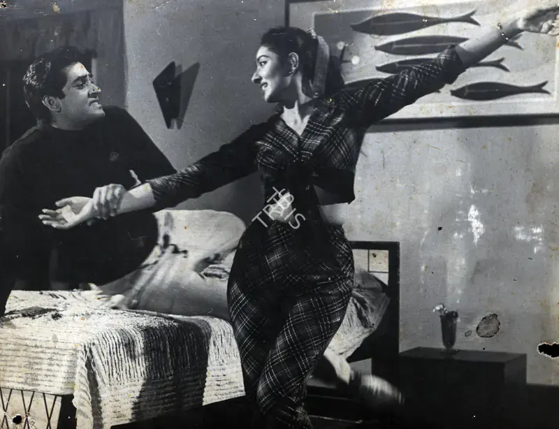 Dhuri, D.K. (Cinematographer), Love In Simla, 1960 | Photographic Still | CinemaEducation | 00886054