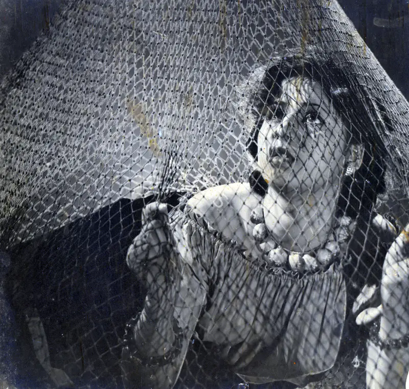 Murthy, V.K. (Cinematographer), Jaal, 1952 | Photographic Still | CinemaEducation | 00885592