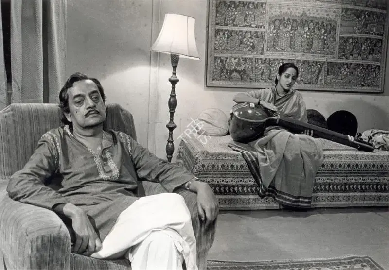 Raha, Barun (Cinematographer), Agantuk, 1991 | Photographic Still | CinemaEducation | 00890982