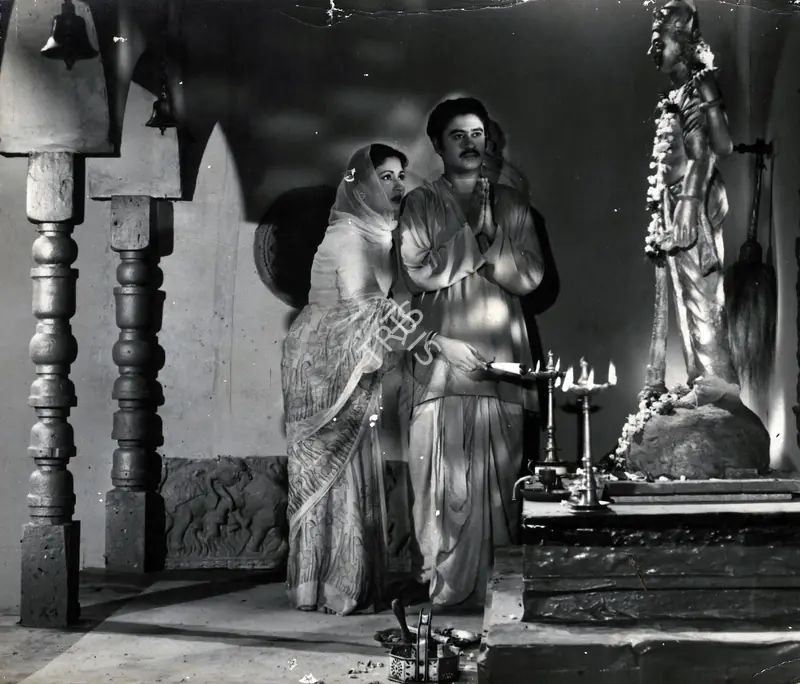 Malhotra, Prakash (Cinematographer), Mem Sahib, 1956 | Photographic Still | CinemaEducation | 00886296