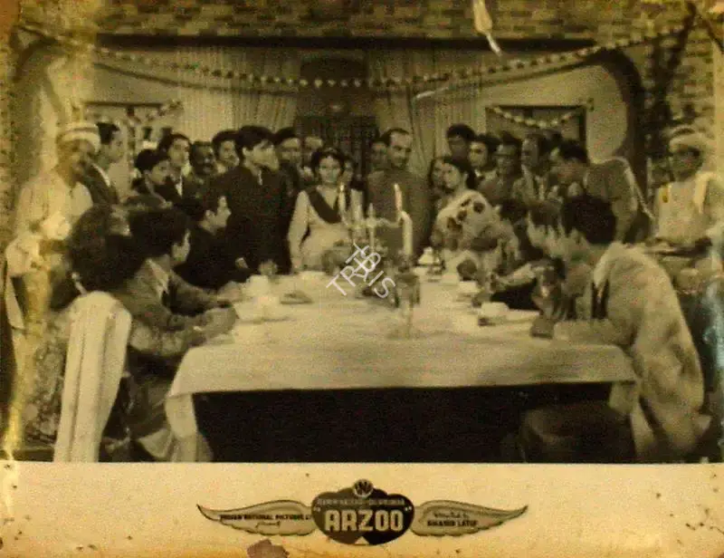 Lateef, Shahid (Director), Arzoo, 1950 | Lobby Card | CinemaEducation | 00809661
