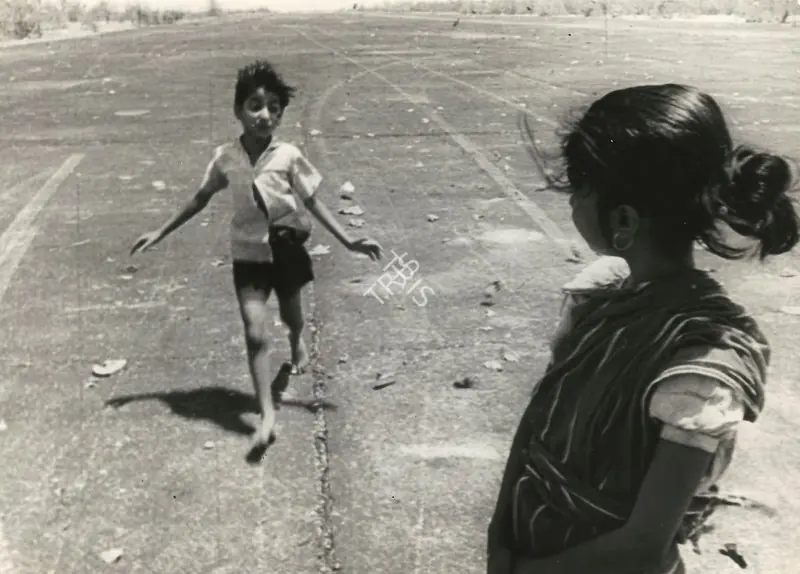 Mukhopadhyay, Dilip Ranjan (Cinematographer), Subarnarekha, 1965 | Photographic Still | CinemaEducation | 00888839
