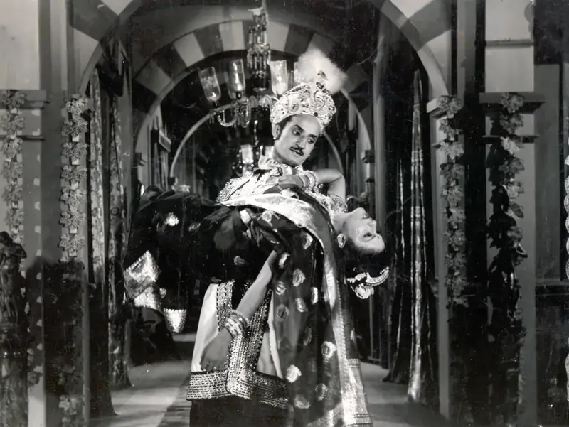 Mitra, B. (Director), Shabnam, 1949 | Photographic Still | CinemaEducation | 00888241