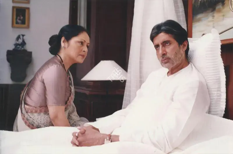 Darshan, Suneel (Producer), Ek Rishtaa, 2001 | Photographic Still | CinemaEducation | 00809064