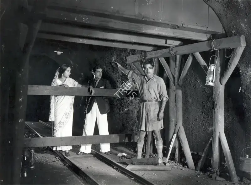 Hafesjee, I.A. (Director), Usne Kya Socha, 1937 | Photographic Still | CinemaEducation | 00888125