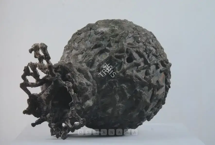 Kolleri, Valsan Koorma (Artist). Global Warmth. Bronze and terracotta, n.d. | Sculpture | FineArts | 00575117