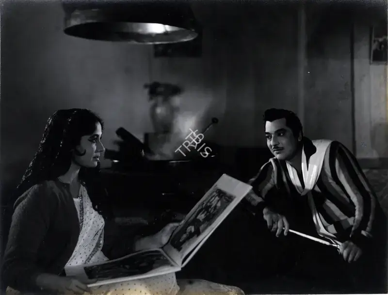 Bhattacharjee, Apurba (Cinematographer), Bheegee Raat, 1965 | Photographic Still | CinemaEducation | 00884467