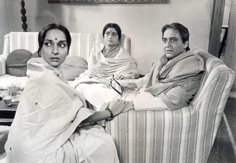 Malik, Ravi (Cinematographer), Ganashatru, 1990 | Photographic Still | CinemaEducation | 00891144