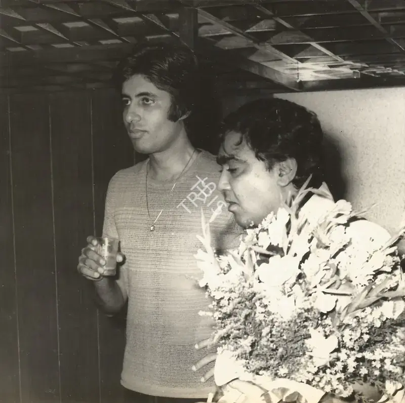 Mehra, Prakash (Producer), Zanjeer, 1973 | Film Related Bound Album | CinemaEducation | 00647562
