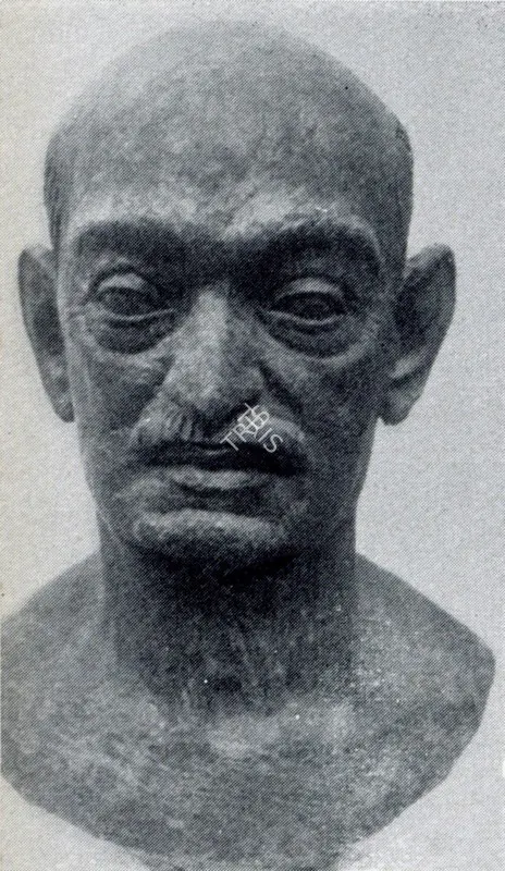 Kar, Chintamoni (Artist). Bust of Ushanath Sen. Bronze, 1954 | Marg, December 1962 | Sculpture | FineArts | 00674794