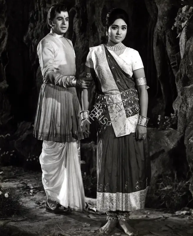 Mathur, R.D. (Cinematographer), Sunghursh, 1968 | Photographic Still | CinemaEducation | 00888820