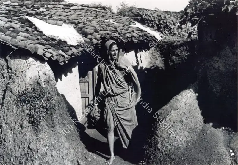 Roy, Soumendu (Cinematographer), Sadgati, 1981 | Photographic Still | CinemaEducation | 00891401