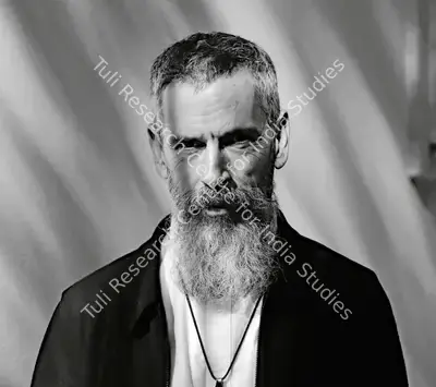 Cavadini, Tim (Photographer). James Chaplin | Photographic Still