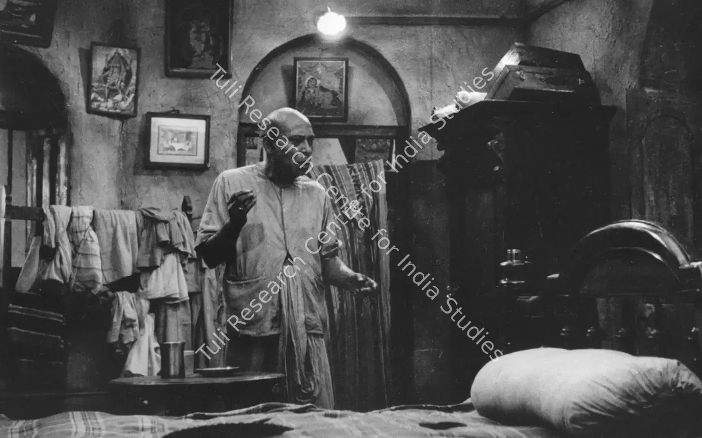 Parash Pathar (1958): featured artwork