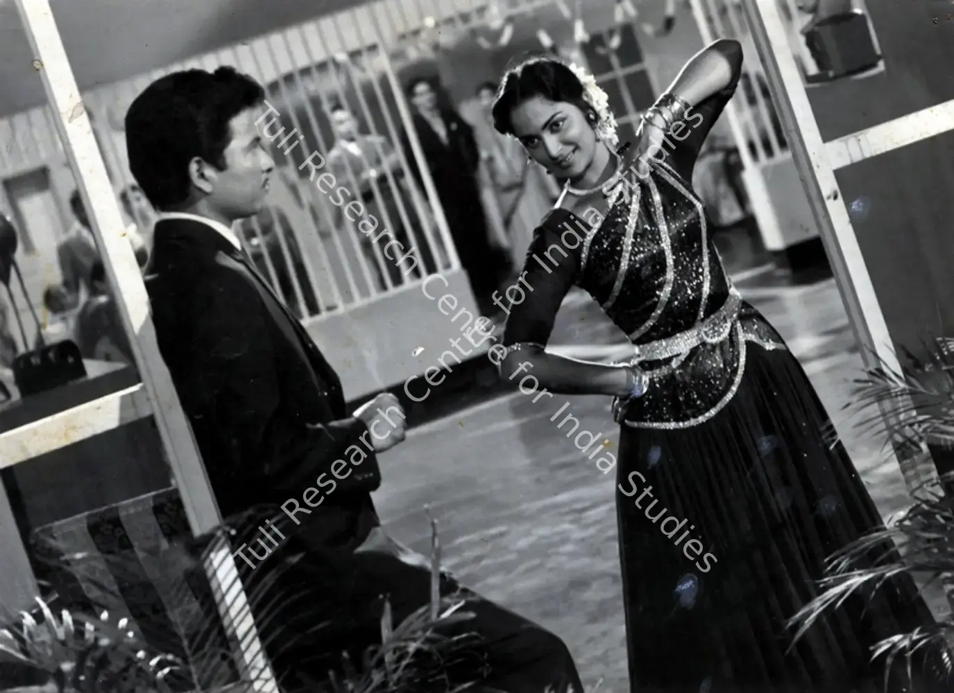 Kaun Apna Kaun Paraya (1963): featured artwork