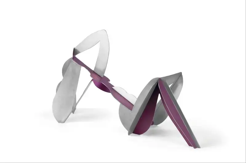 Mistry, Dhruva (Artist). Reclining Figure. Epoxy paint on stainless steel, 2006 | Sculpture | FineArts | 00362243