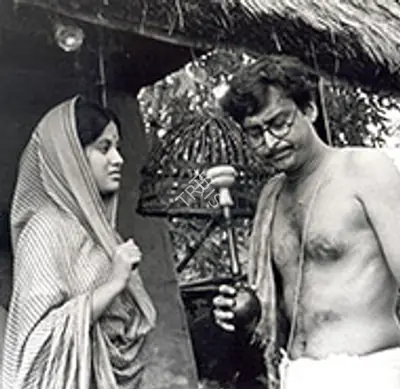 Ashani Sanket (1973)