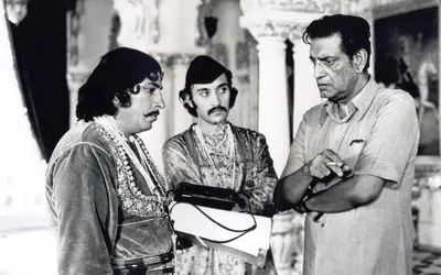 Victor Banerjee