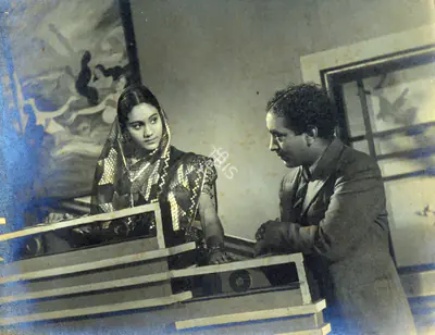 Bhatt, Nanabhai (Director), Mouj, 1943 | Photographic Still