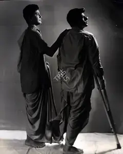 Braganza, Marshal (Cinematographer), Dosti, 1964 | Photographic Still