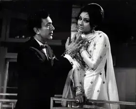 Rajaram (ii), M. (Cinematographer), Mere Humsafar, 1970 | Photographic Still