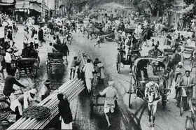 Rai, Raghu (Photographer), Chawri Bazar Traffic, Delhi, 1966 | Contemporary Photograph