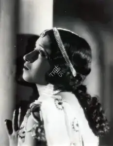 Irani, Aspi (Director), Sundari, 1936 | Photographic Still