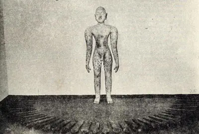 Rimzon, N.N. (Artist). Man with Swords, 1991 | Sculpture