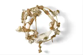 Kolleri, Valsan Koorma (Artist). Armature, 1998 | Sculpture