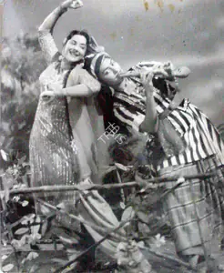 Avadhut, V. (Cinematographer), Ashiana, 1952 | Photographic Still