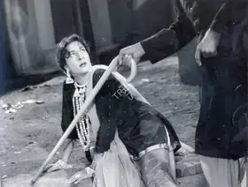 Kwatra, H.S. (Cinematographer), Adalat, 1958 | Photographic Still