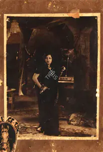 Bhatt, Balwant (Director), Challenge, 1937 | Photographic Still