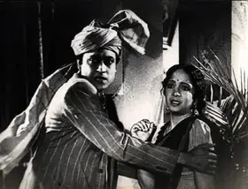 Pareenja, R.D. (Cinematographer), Kismet, 1943 | Photographic Still
