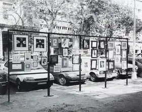 Ahmed, Monisha (Photographer). A Pavement Exhibition at the Kala Ghoda Art Festival, 1999 | Contemporary Photograph
