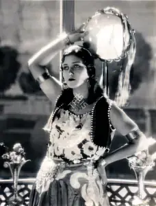 Gidwani, Moti B. (Director), Daku Ki Ladki, 1933 | Photographic Still