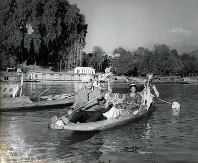 Dutt, Sunil (Producer), Yeh Rastey Hain Pyar Ke, 1963 | Photographic Still