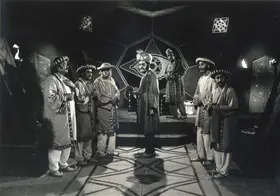 Roy, Soumendu (Cinematographer), Hirak Rajar Deshe, 1980 | Photographic Still | CinemaEducation | 00663348